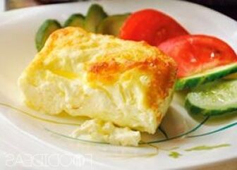 Omelete de vegetais para a dieta ceto